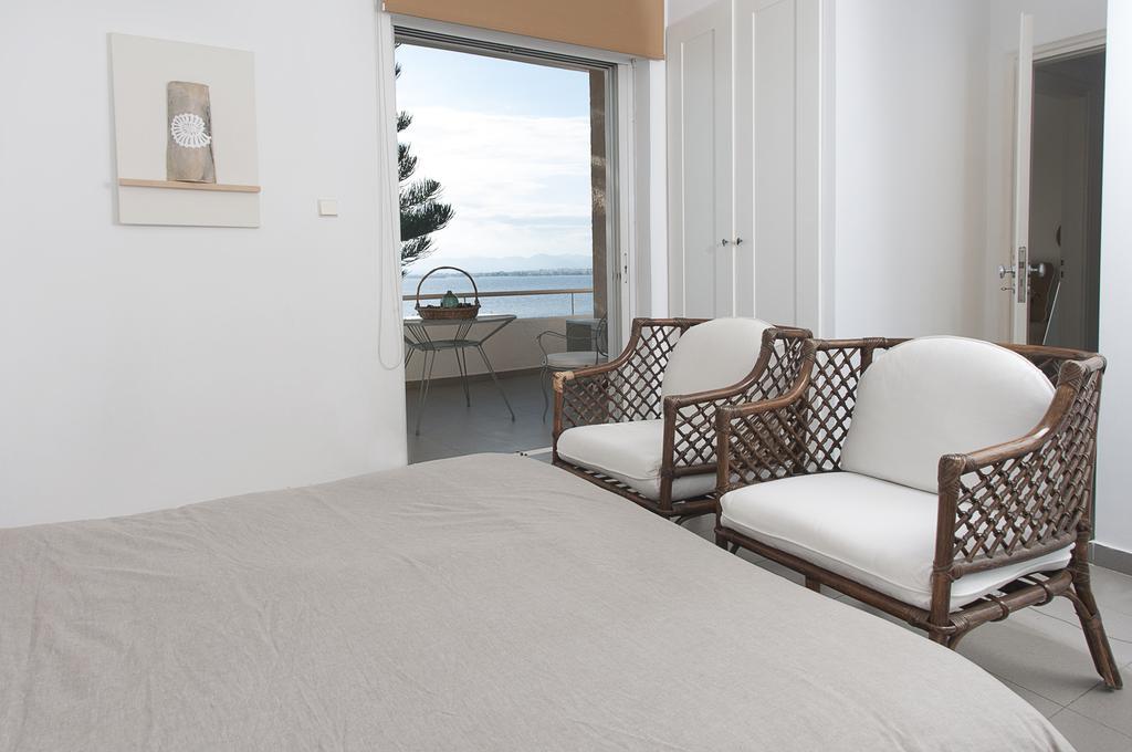 Messinian Blue Seaside Villa Kalamáta Buitenkant foto